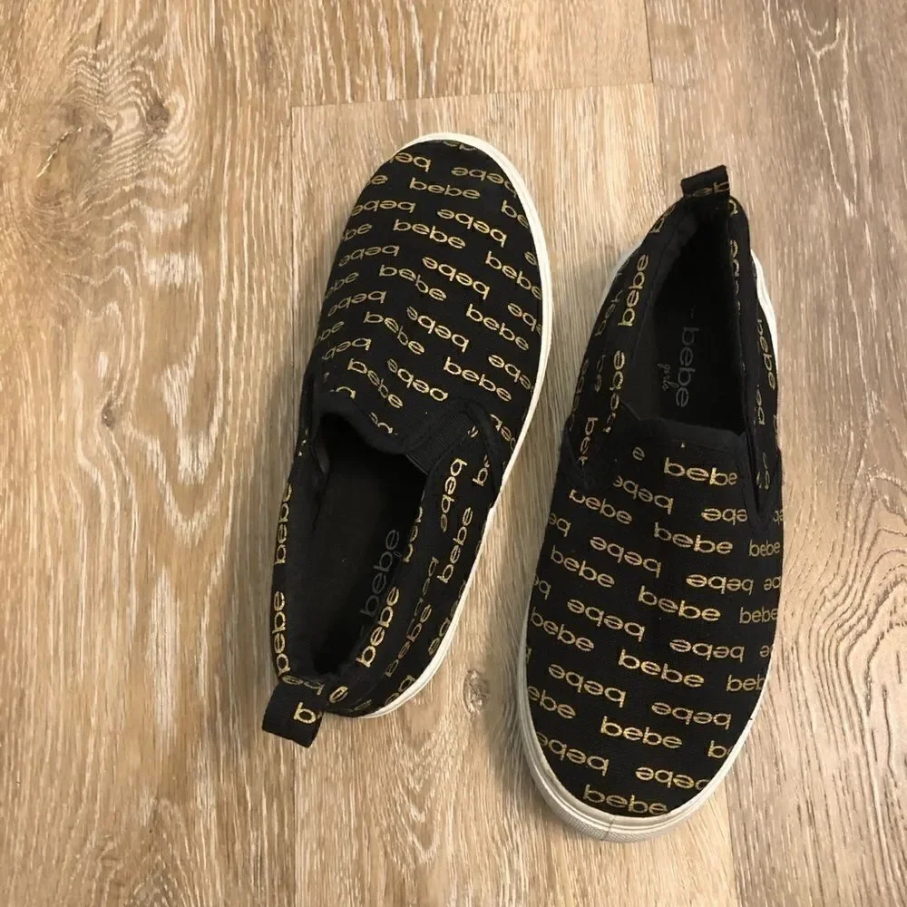 Bebe Girls Size 1 Black Gold Logo Slip-On Sneakers Shoes